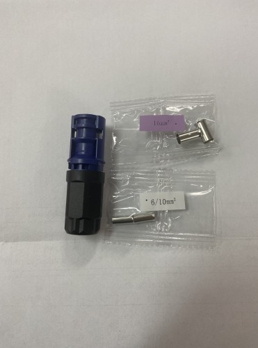 GoodWe - small plastic connector