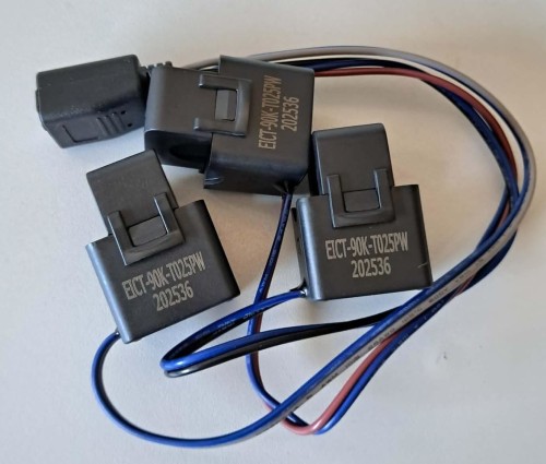 GOODWE_142-10132-01_1.jpg Black three-phase communication connector